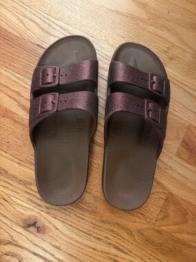 Women’s Double-Strap Sandals in Metallic plum/brown. Unworn, new without tags.